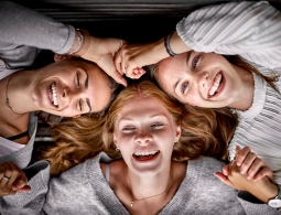 И в огонь, и в воду: кто ваша лучшая подруга по знаку Зодиака