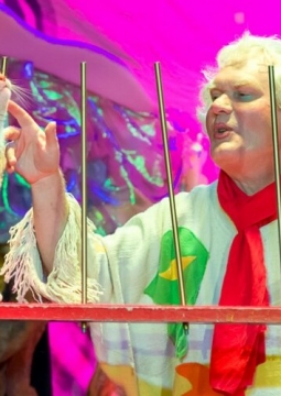 Мой папа - клоун с кошками! | Театр кошек Куклачева