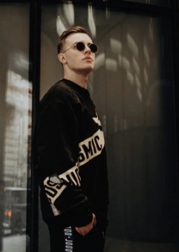 Андрей Баринов