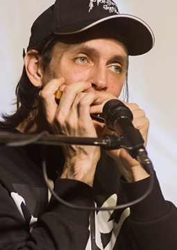 Алекс Соловьев & Iron Curtain