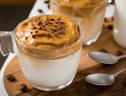 Дальгона-кофе: как приготовить модный напиток дома (это лучший рецепт на лето)