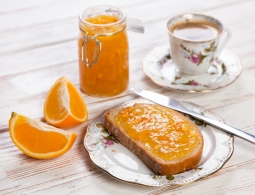 Мир сошел с ума: рецепт любимого джема королевы Елизаветы, о котором теперь мечтают все