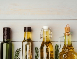 Какое масло полезно для здоровья, а какое вам навредит: вердикт врачей