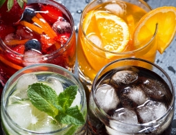 Лучше Coca-Cola и Fanta: как приготовить дома газировку, которая не навредит здоровью (нужно всего 10 минут)