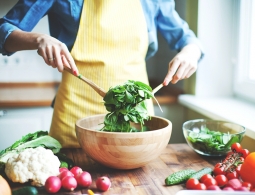 10 мифов о еде: о чем вам врут диетологи