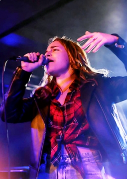 Анна Иванова