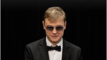 Олег Аккуратов