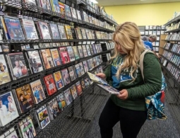 Почему CD и DVD диски снова обретают популярность