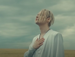 Клип российского музыканта SHAMAN за сутки набрал на YouTube почти миллион просмотров