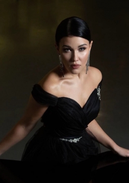 Анастасия Черноволос