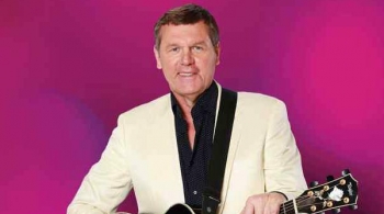 Александр Новиков