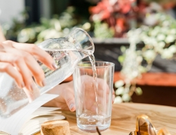 Живая вода: зачем обогащать воду магнием