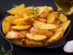 Секретный ингредиент, который сделает картофель по-деревенски идеальным