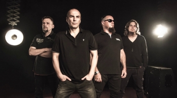 Чёрный обелиск