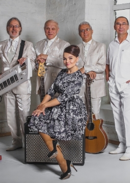 Поющие гитары