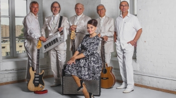 Поющие гитары