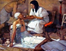 5 самых шокирующих способов лечения из прошлого