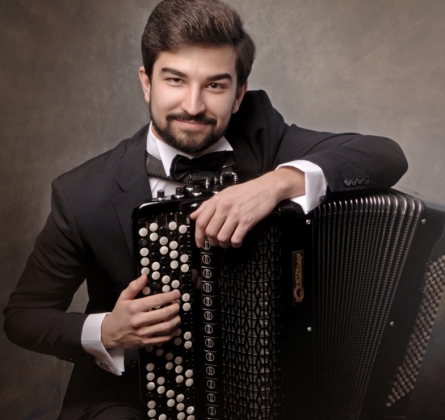 Олжас Нурланов