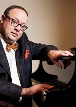 Александр Гиндин