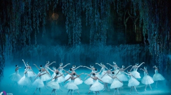 Лебединое озеро