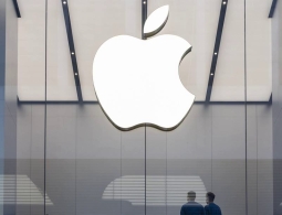 Apple не собирается полностью уходить из России, даже несмотря на чистый убыток в 6,5 млрд рублей за прошлый год и падение выручки почти на 80%