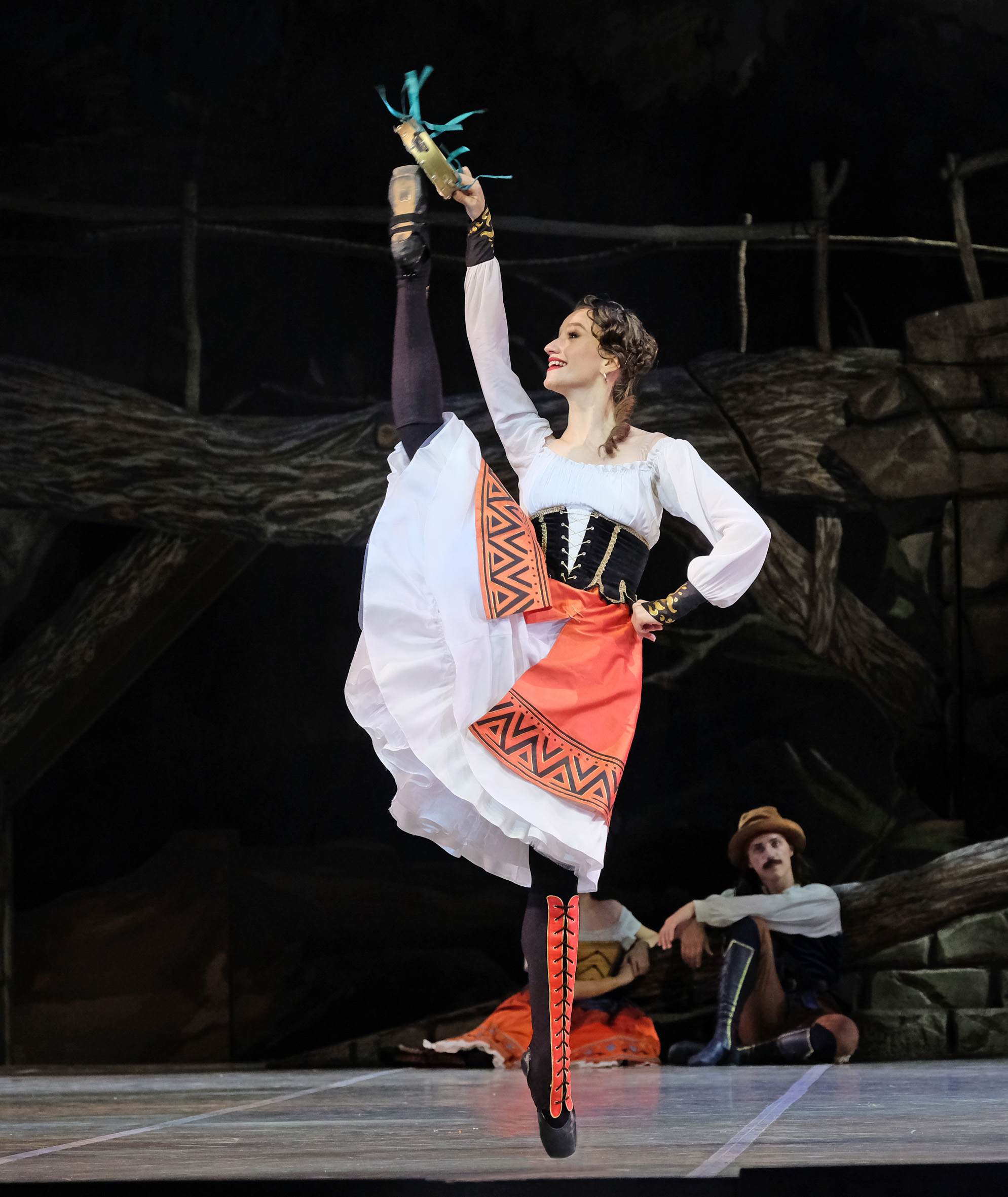 Красноярский балет «Катарина, или Дочь разбойника» получил три Золотые маски!