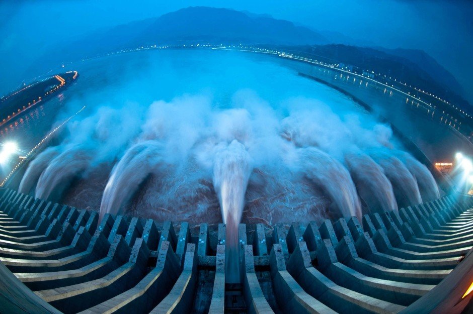Как выглядит самое тяжёлое сооружение в мире: ГЭС Три ущелья