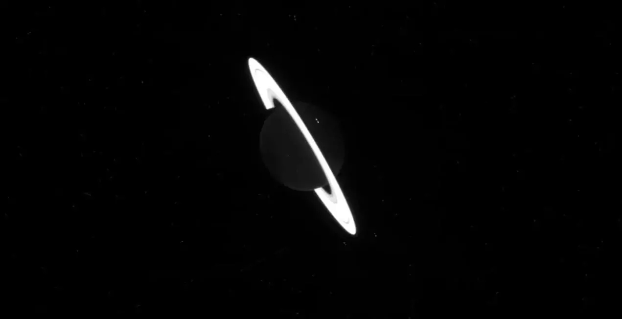 Телескоп Джеймса Уэбба сделал фотографию Сатурна