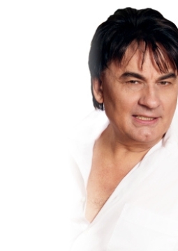 Александр Серов