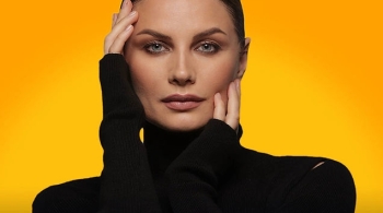 Ева Власова