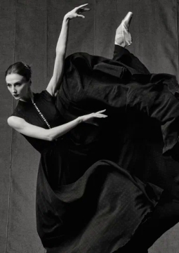 Светлана Захарова