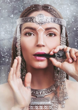 Олёна Уутай