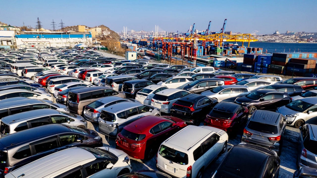 Только через Владивостокскую таможню за год в Россию ввезли почти 200 тыс. машин