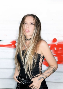 Рита Дакота