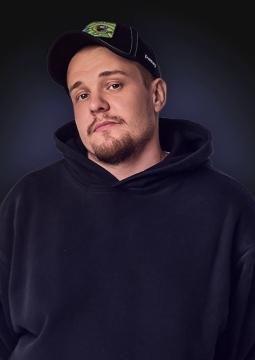 Леонид Кулаков