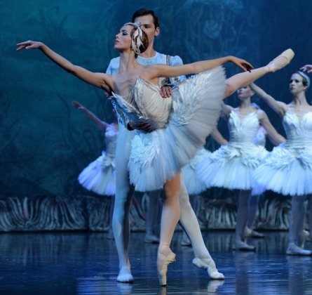 Лебединое озеро