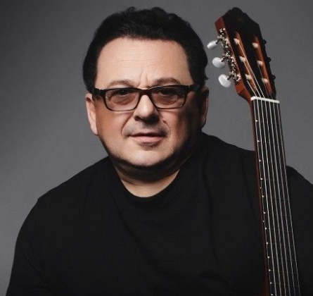 Игорь Саруханов