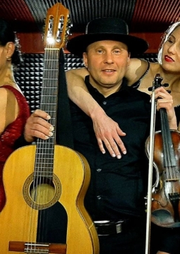 Жестокий романс с испанской гитарой и итальянской скрипкой