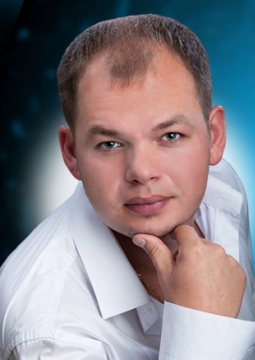 Алексей Брянцев