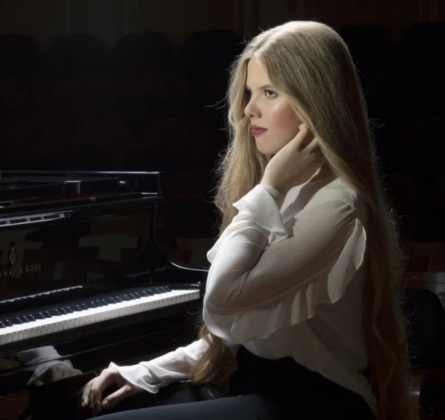 Ева Геворгян