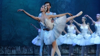 Лебединое озеро