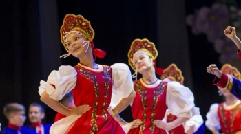 Мир начинается с детства