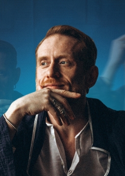 Господин Литвинович (Сергей Пароходов)