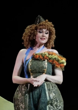 Служанка-госпожа