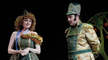 Служанка-госпожа