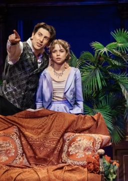 Красавец мужчина