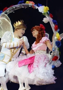 Дюймовочка