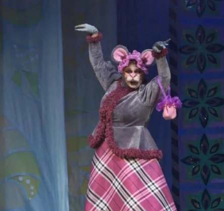 Дюймовочка