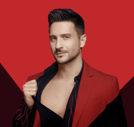 Сергей Лазарев