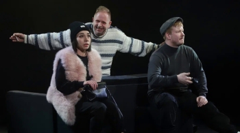 Человек в закрытой комнате